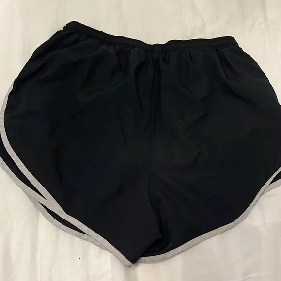 Nike dri-fit shorts - Picture 3 of 3